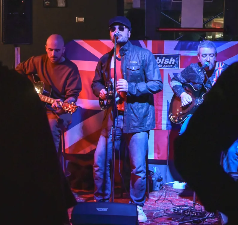 concerto_vivo_pontedera Rubbish Live a Pontedera